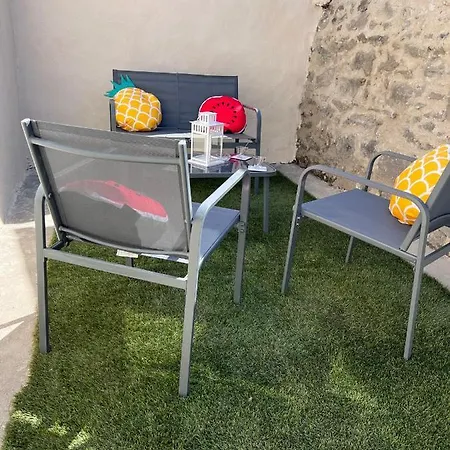 Charmante Maison Climatisee Avec Piscine Au Calme A 別荘