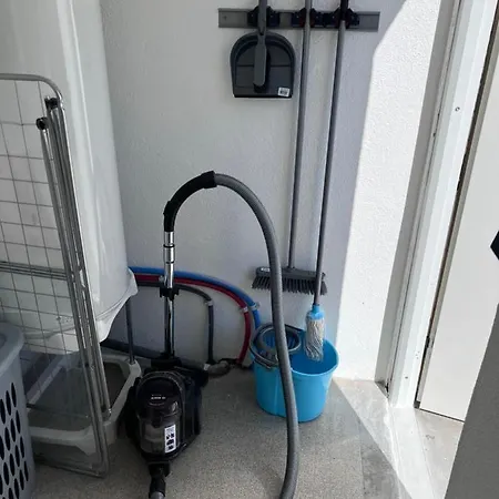 Charmante Maison Climatisee Avec Piscine Au Calme A * カルカソンヌ