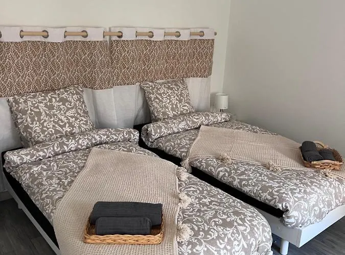 Charmante Maison Climatisee Avec Piscine Au Calme A Holiday home Carcassonne